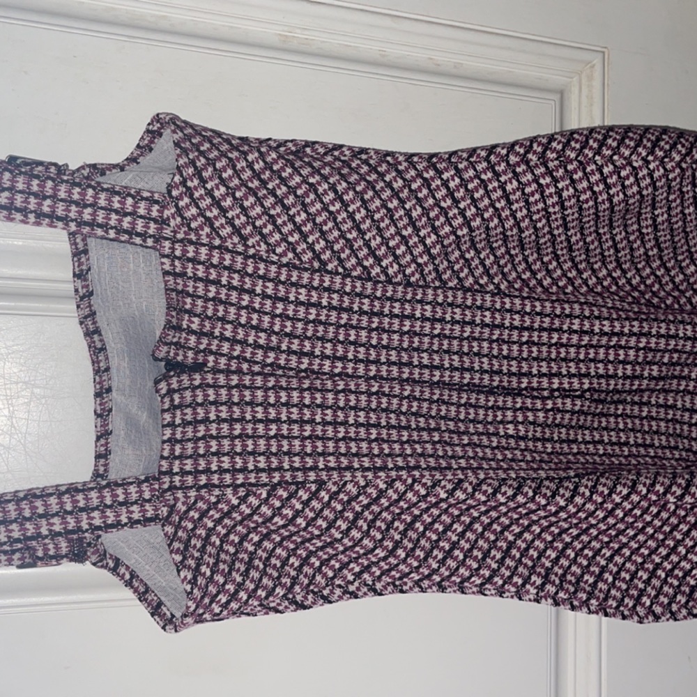 Dress - Picture 3 of 4